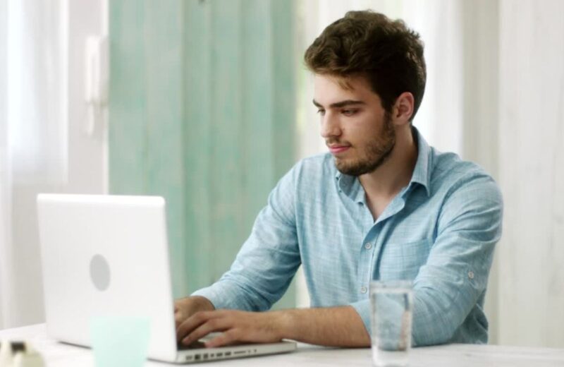 Porez na imovinu platite online na lpa.gov.rs, rokovi su kvartalni, do kraja svakog kvartala.