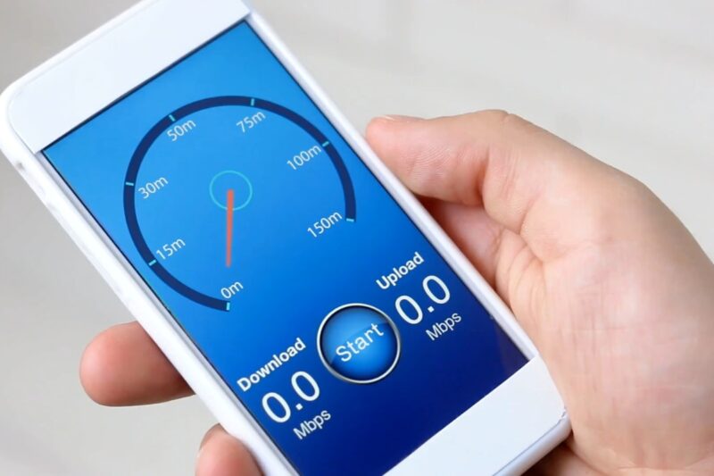 prikaz brzine interneta na telefonu